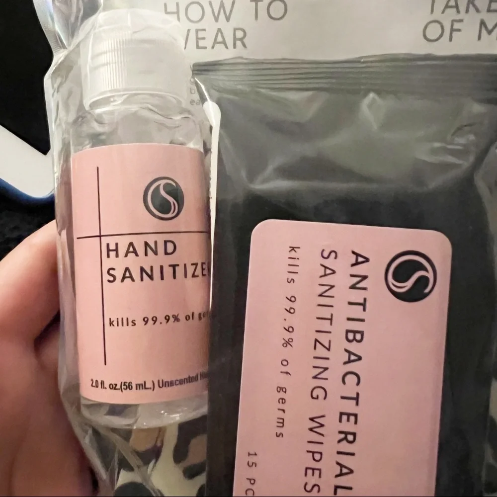 Reusable Leopard Face Mask Sanitizer and Wipes Gift Pack